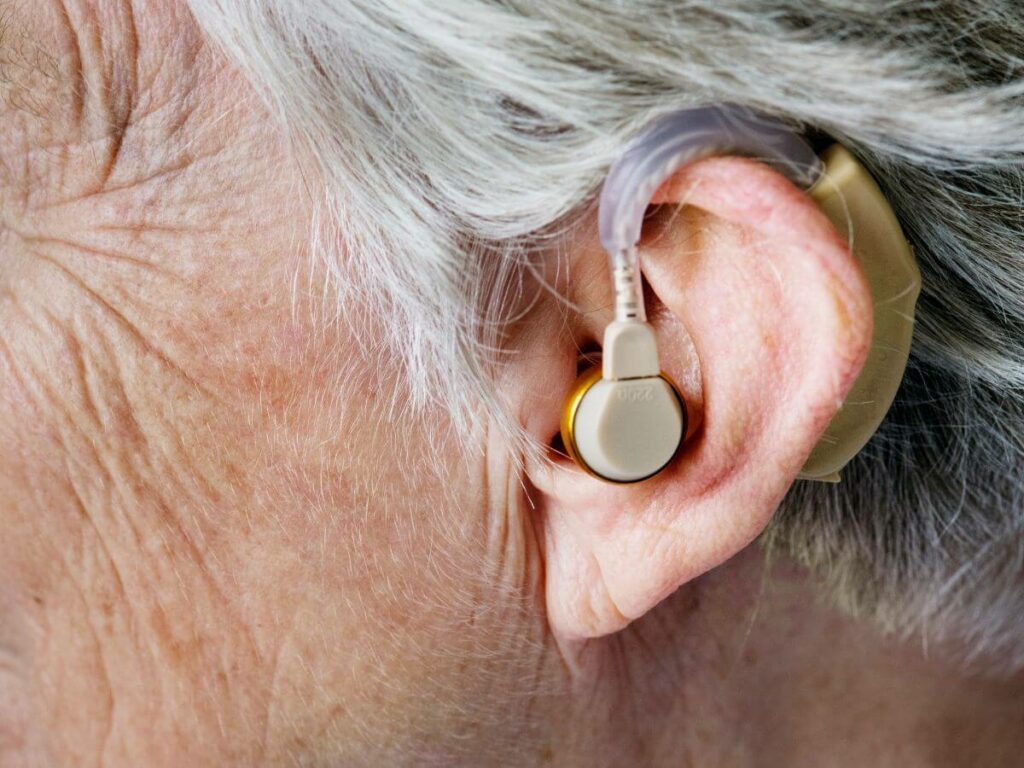 seniors with profound hearing loss to improve speech intelligibility